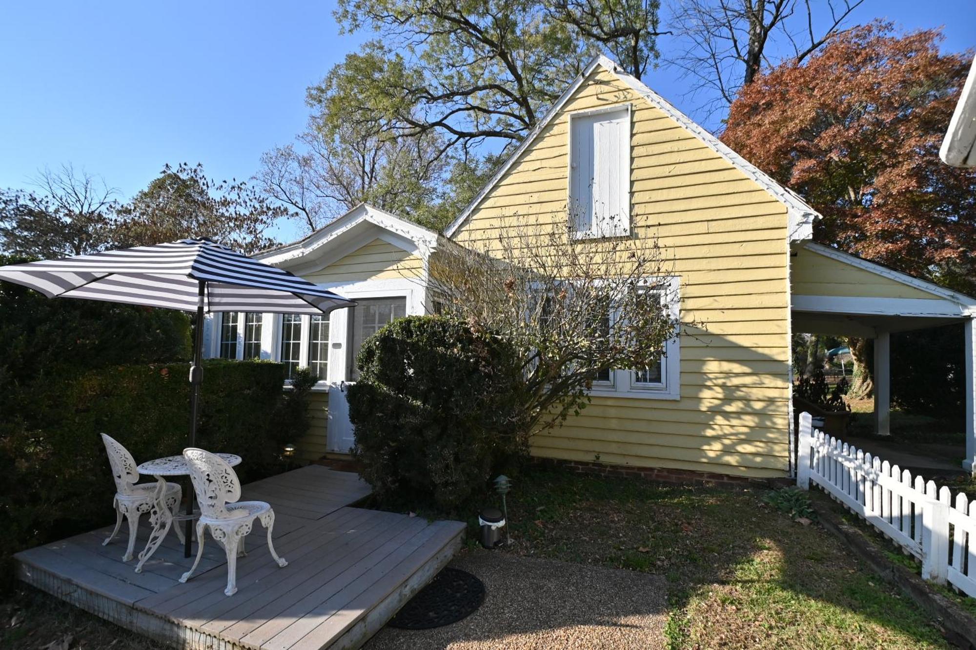 Prospect Hill Inn & Restaurant Zion Crossroads Exterior foto